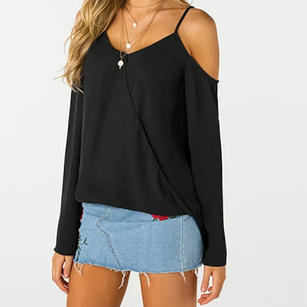 🌸Super Cute Cold Shoulder Chiffon Blouse